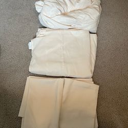 White Camper Queen Bed Sheets