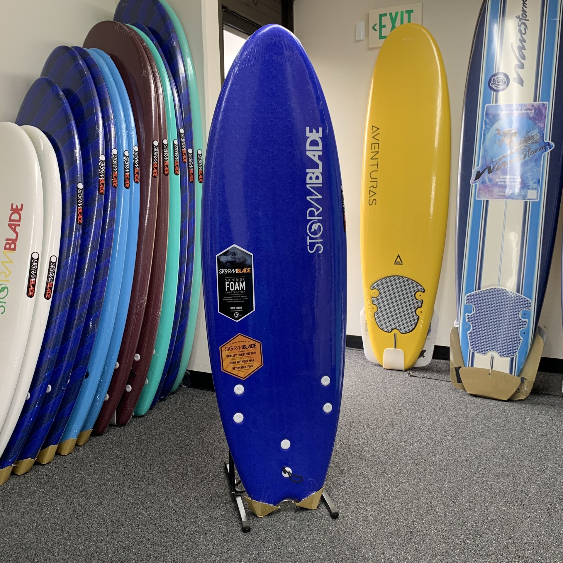 5ft 6in STORMBLADE Swallow Tail Surfboard Navy Blue / Pink for