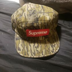 Supreme Hat