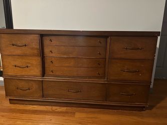 Wood 9 Drawer Dresser