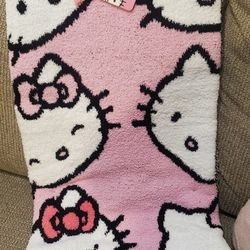 Cute Hello Kitty Blanket
