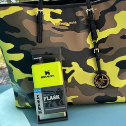 Michael Kors New camouflage neon Tote 