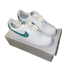 Nike Air Force 1 Women Shoes Size 8.5 NWT