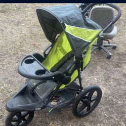 Babytrend 3 Wheeled Jogging Stroller 