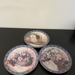 Vantage Plates Limited Edition Of Parrof Tulips