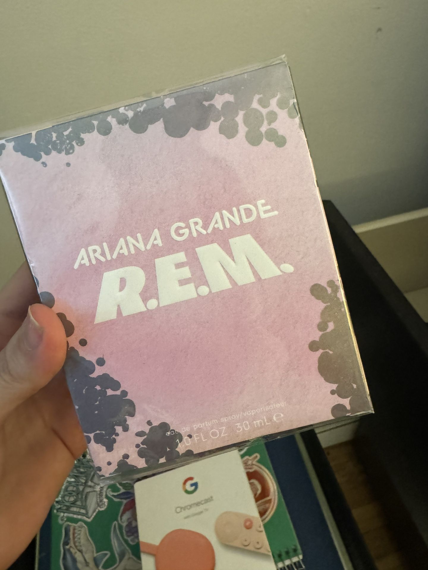 Ariana Grande R.E.M. Perfume (Large)