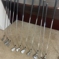 Taylormade P7MB Iron Set and WedgesGolf Clubs