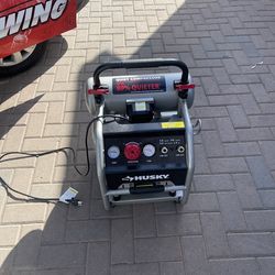 Husky 4.5-Gallon Air Compressor – 175 PSI