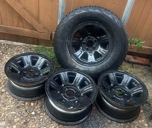 2003 Ford Ranger 15x7 5-lug bolt pattern, specifically 5x114.3mm (often listed as 5x4.5