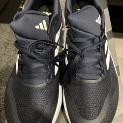 Adidas running shoes men 11.5- new in box