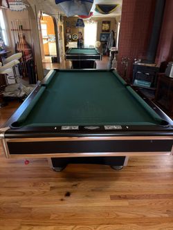Pool table and light