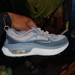 Nike Grey . 6.5