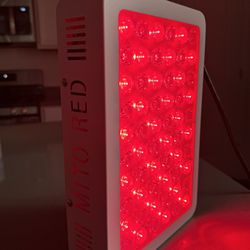 MITO RED LIGHT THERAPY PANEL MITOMIN: FOR FACE, BODY, NECK 12.25" X 8.25" X 2.75"