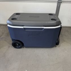 Coleman Ice Chest Cooler. 35ave & Glendale