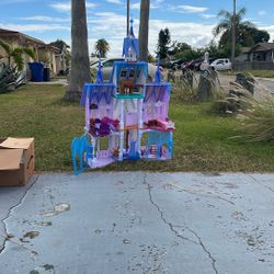 Frozen Barbie Dream house