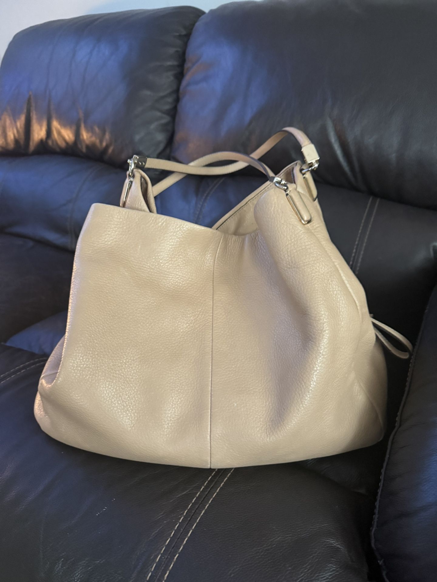 Beautiful Coach Hobo Bag