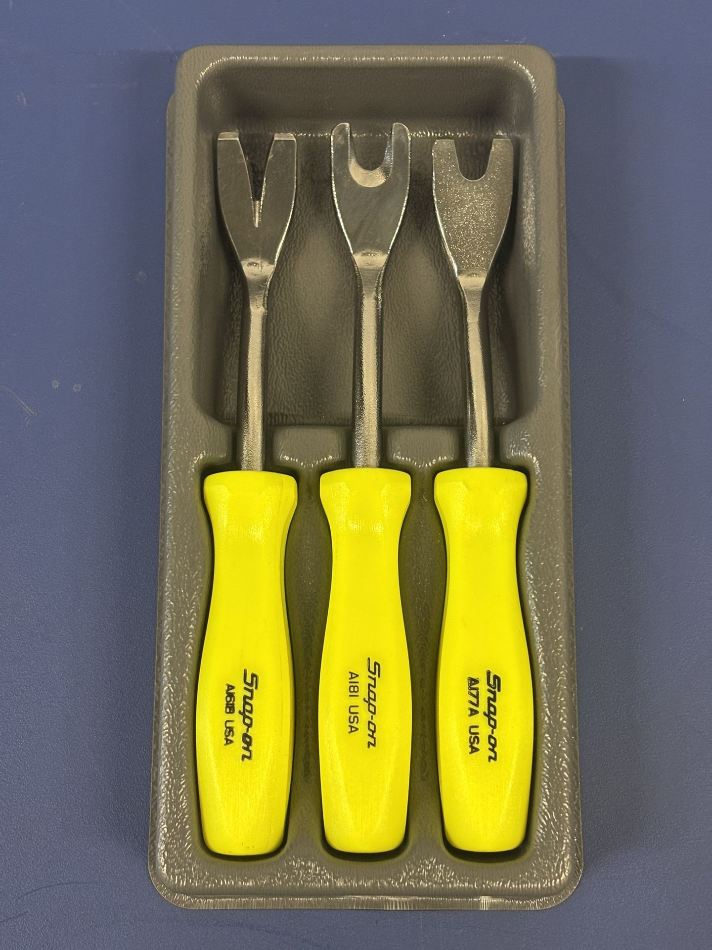 Snap-on Tools 3 pc Trim Pad Removal Tool Set