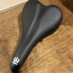🆕 Bike Seat