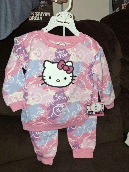 12 Months Hello Kitty 2 Piece Set 