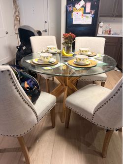 GLASS ROUND 4 seater Table WITH chairs