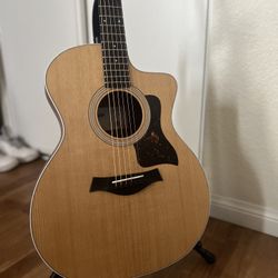 Taylor guitar 