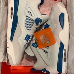 Air Jordan 4  Retro