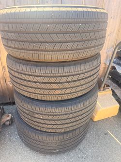225/50/17 Michelin