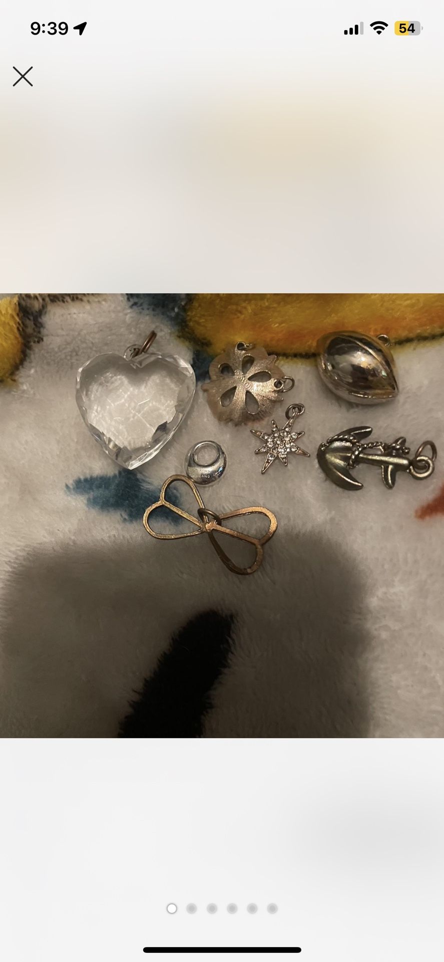 Pendants And Emblems Type Things 
