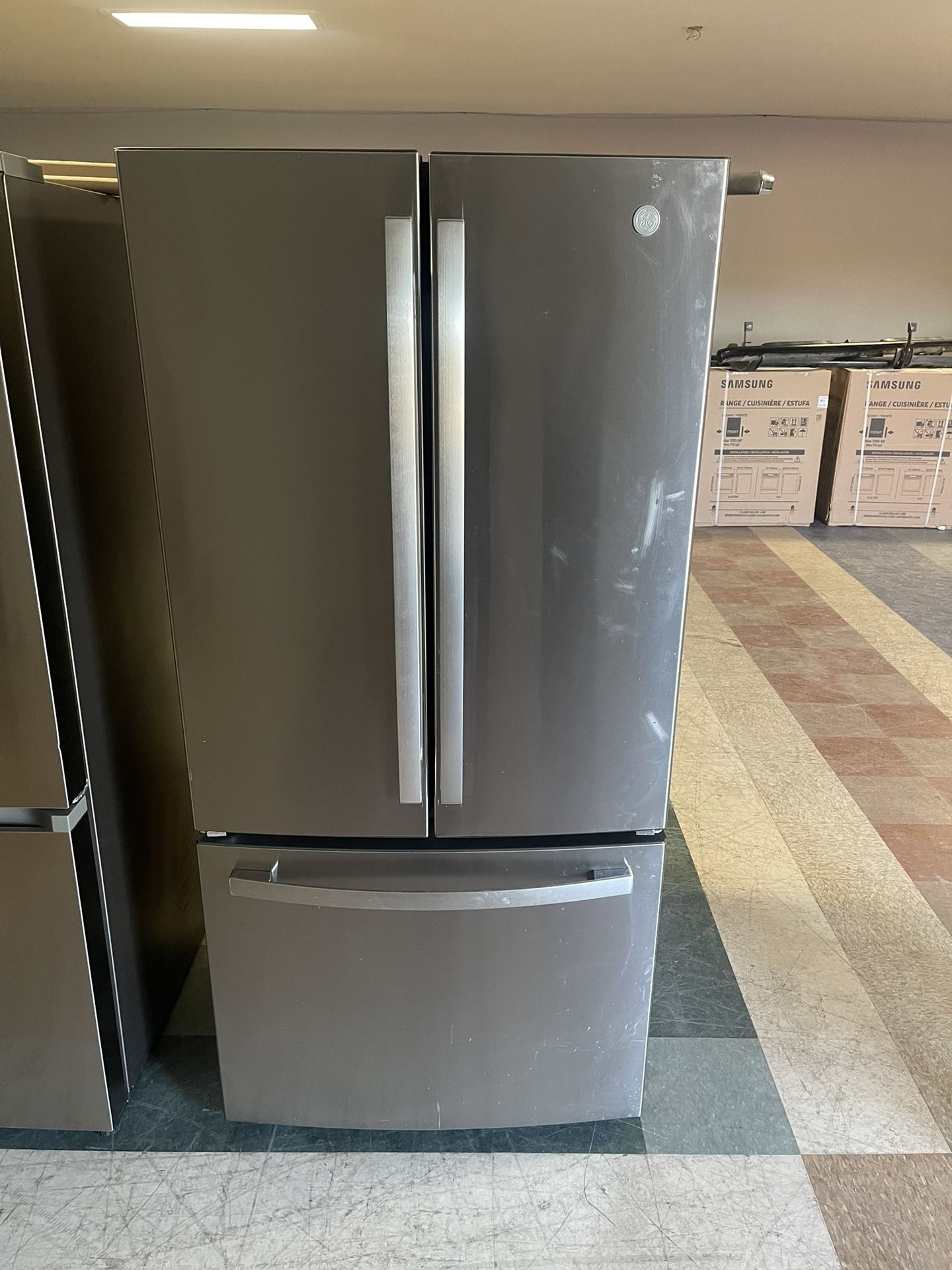 GE 32’ French Door Refrigerator