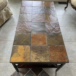 Bassett Coffee and End Table