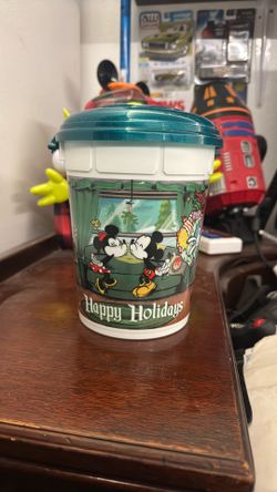 Disney Parks Mickey & Friends "Happy Holidays" Popcorn Bucket. 