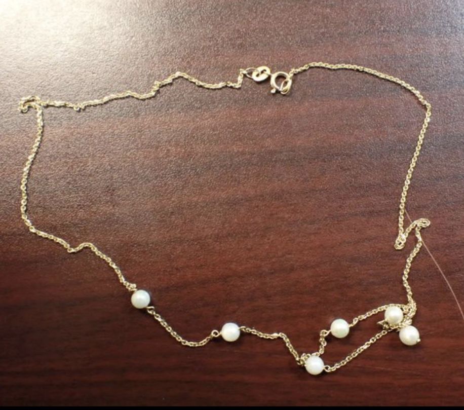 Nice 14K Yellow Gold & Pearl Necklace 