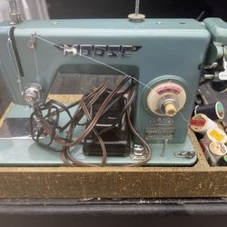 Vintage Morse Super Dial sewing machine, manufactured in Japan during the mid-1950s 