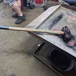 8 lbs sledge hammer