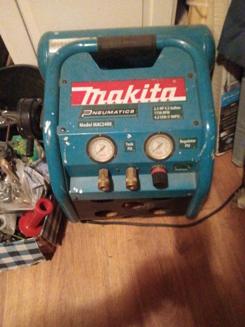 Makita Pneumatic Air Compressor