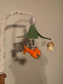Safari Animals Musical Crib Mobile