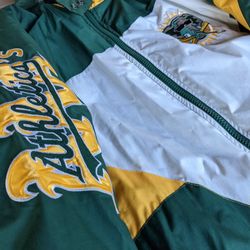 Vintage Pro Layer Oakland Athletics Puffy Jacket