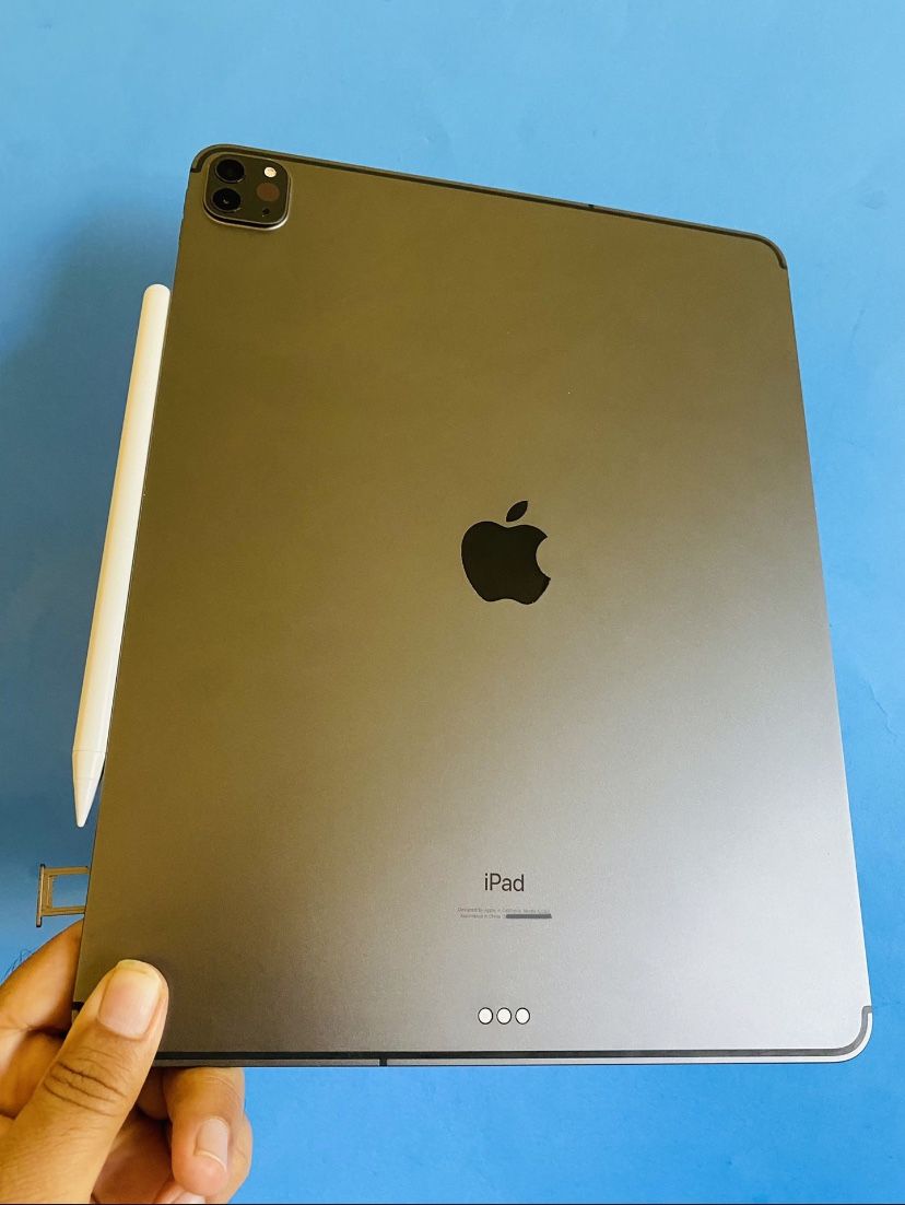 1TB / 1024GB Apple IPad Pro 12.9” 4th Generation (2020 Model 1TB / 1024GB Apple IPad Pro 12.9” 4th Generation (2020 Model