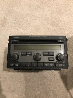 2006-2008 HONDA PILOT RADIO AM FM RADIO 6 DISC CD PLAYER