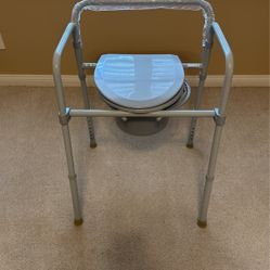 Commode Chair
