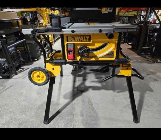 BRAND NEW DEWALT 10" TABLE SAW
