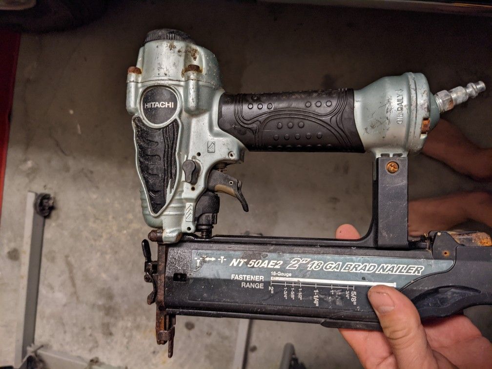 Hitachi Air Pressure Nail Gun