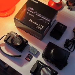Canon G7x Mark II