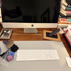 Apple iMac 3ghz 6 core Intel 27” monitor - excellent condition