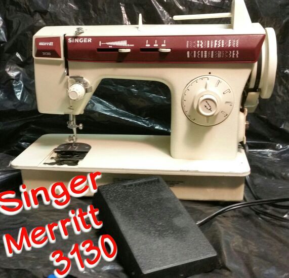 VINTAGE SINGER MERRITT 3130 SEWING MACHINE for Sale in Woodstock, GA