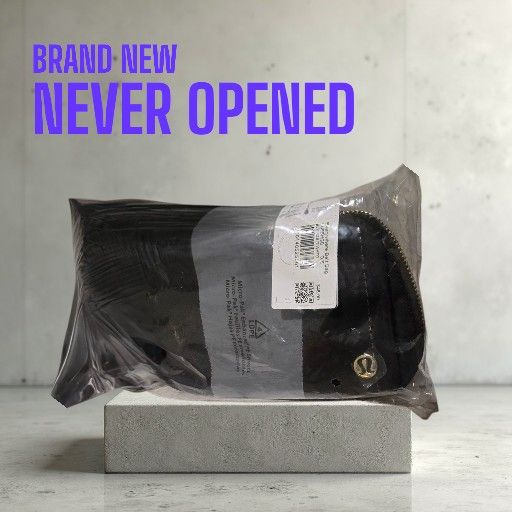 Lululemon | Everywhere Belt Bag 1L - Black/Gold