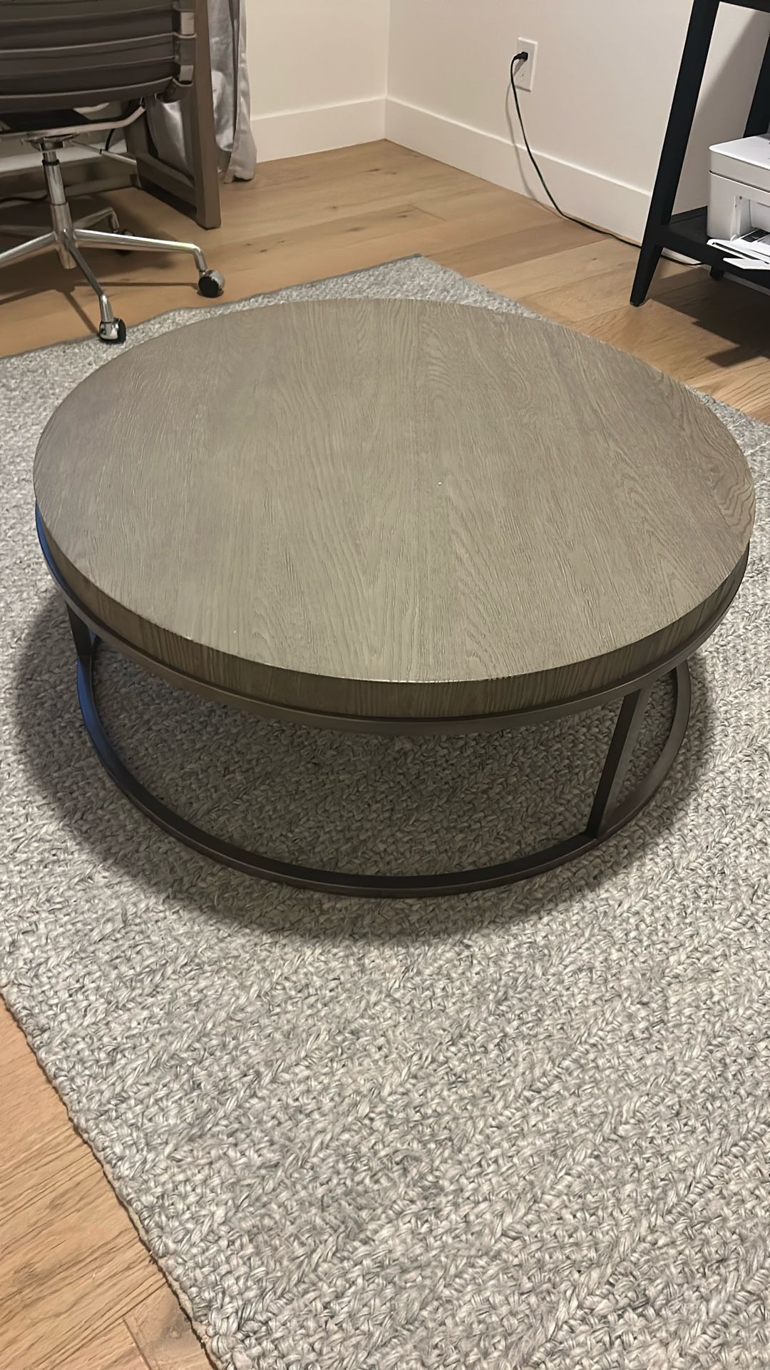 RH round Coffee Table