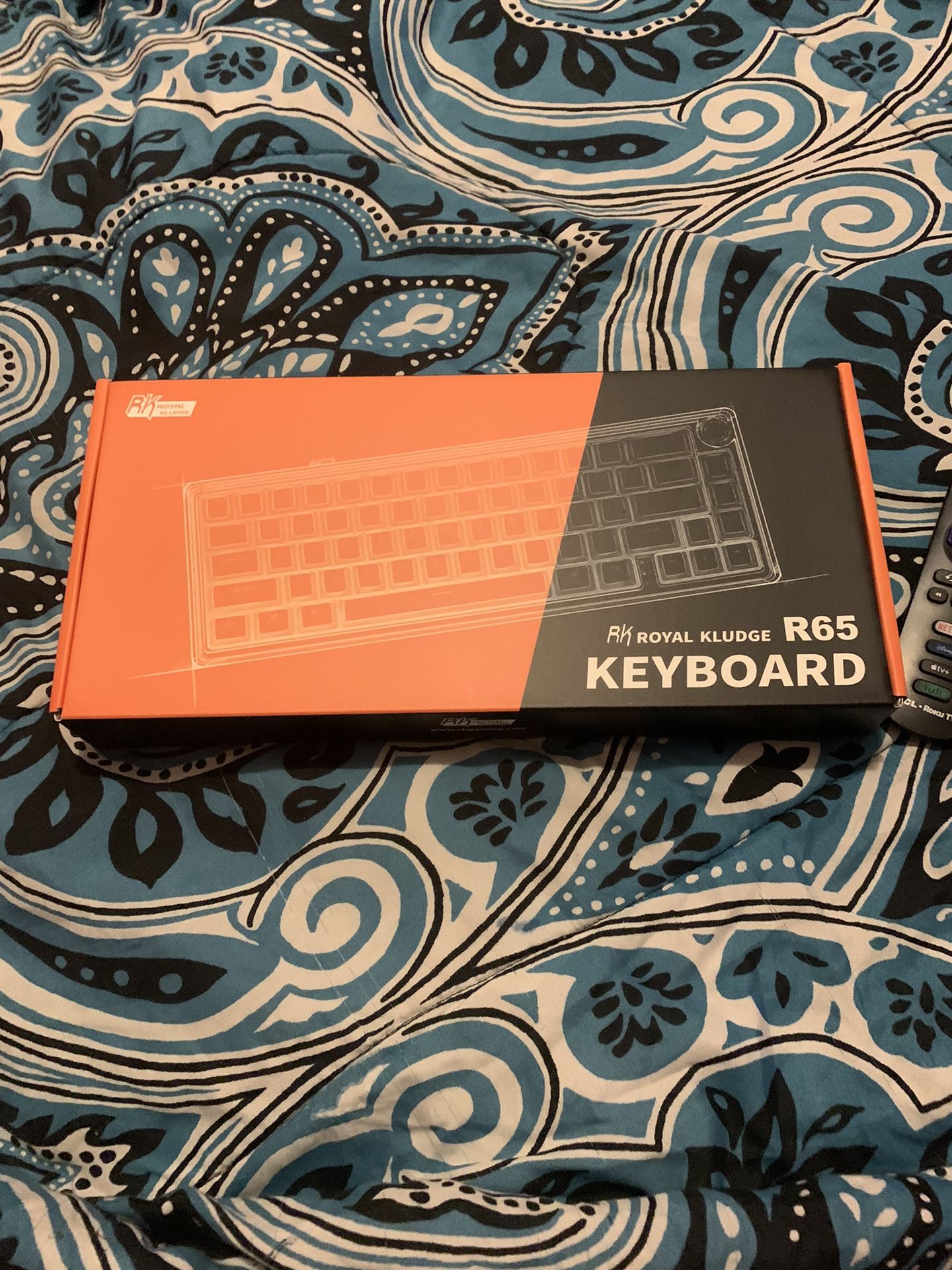 RK ROYAL KLUDGE R65 Wired Gaming Keyboard with Volume Knob, 60% Percent RGB Backlit Mechanical Keyboard Gasket Mount with PBT Keycaps, MDA Profile, QM