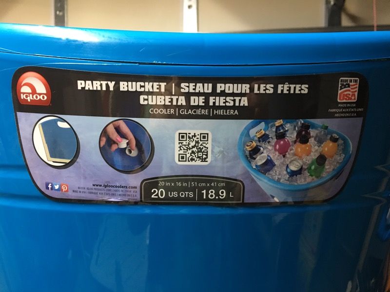 Brand new Igloo Party Bucket cooler