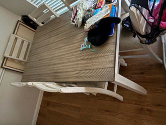 Dining room table